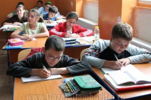 Ministerul Educaţiei a decis: Noul an şcolar începe pe 9 septembrie