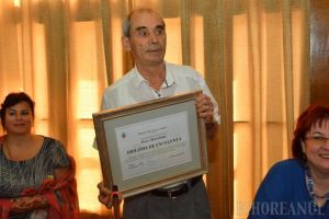 Paul Magheru, la aniversarea de 80 de ani: Profesorul a lansat două cărţi deodată (FOTO)