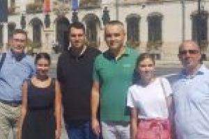 Primul pas, un sas. Teodor Sas. PNL Dolj a început campania de strângere de semnături pentrru pezidenţiale cu fostul şef al ProRomânia