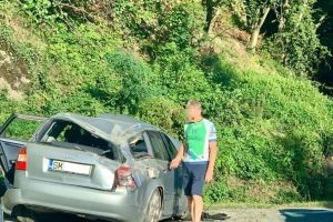 FOTO. Șofer din Satu Mare, implicat într-un accident în judeţul Cluj
