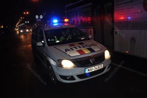 Două maşini conduse de tineri, implicate într-un accident rutier la Orosfaia