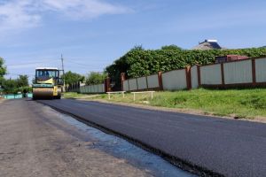 Contract de 3,2 milioane de lei încheiat pentru modernizarea unui drum dintr-o comună din Botoşani
