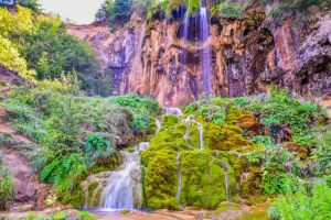 FOTO-VIDEO: Cascada Pişoaia sau Cascada Miresii, din Munţii Apuseni, o minunăţie a naturii. Locul unde apa cade de la peste 18 metri înălţime