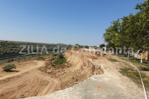 Au inceput lucrarile pentru refacerea terenului afectat de la Cumpana. Cum se gestioneaza situatia taluzului prabusit (galerie foto + video)