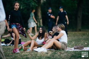 Unde ieşim săptămâna asta: Carnavalul Florilor, Oradea Summer Film şi expoziţii inedite