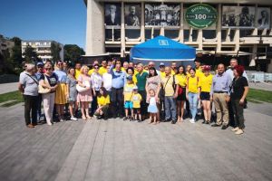Flutur: Klaus Iohannis este garantul normalităţii, al echilibrului, al performanţei şi al ...