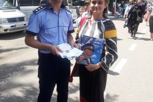 Turiştii care vin în judeţul Suceava, sfătuiţi de poliţişti cum să se păzească de hoţi