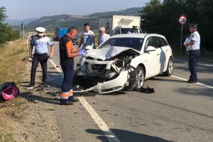 Accident la Praid. Două persoane au fost rănite