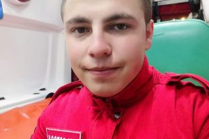 Un tânăr din Botoşani le-a salvat viaţa unor bucureşteni implicaţi într-un accident rutier