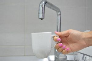 Probleme serioase la Călineşti Oaş. 400 de gospodării rămân zilnic fără apă