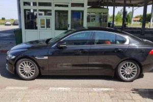 Doua autoturisme cautate de autoritatile din Italia si Belgia, descoperite la Petea