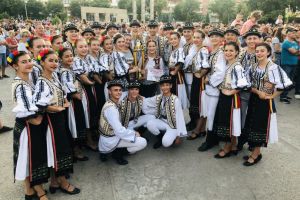 FOTO VIDEO Junii au câştigat trofeul Festivalului Internaţional „Peştişorul de Aur” de la Sibiu