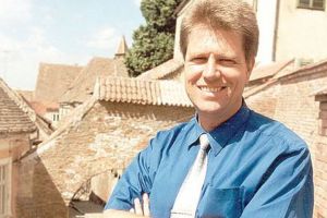 Poze rare cu Klaus Iohannis. Cum arăta Preşedintele României acum zeci de ani
