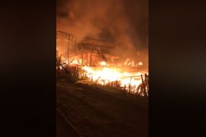 INCENDIU la un club de lux din Mamaia! Clădirea s-a făcut SCRUM (VIDEO)