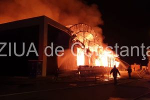 Istorie cu ghinion pentru patronul Joshua Castellano. Clubul Bamboo din Mamaia, al treilea care arde 