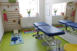 Evaluare pediatrică şi kinetoterapeutică gratuită pentru toţi nou-născuţii din ...
