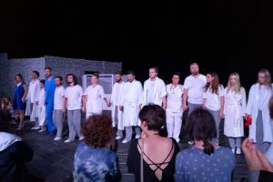 Seri de teatru la Pontul Euxin“ cu Zbor deasupra unui cuib de cuci“ si ropote de aplauze