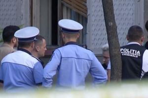 Două femei găsite moarte într-un apartament. Una era decedată de doi ani