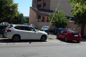 Locuri noi de parcare la Poli 2