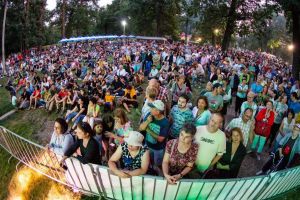 Festin culinar, zonă de distracţie pentru copii şi concerte atractive în weekend la Sibiul de Odinioară