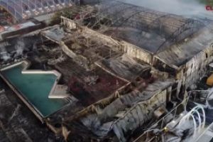 Ce a mai rămas din fostul Club Bamboo din Mamaia după incendiul devastator de noaptea trecută