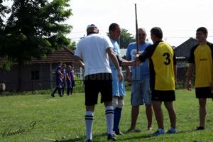 Oraşul Frasin găzduieşte prima ediţie a Cupei Bucovina la oină