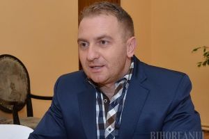 Curtea de Apel a decis: Trimis iniţial la închisoare şi încarcerat, fostul director al Colegiului Şaguna a scăpat cu o pedeapsă... suspendată