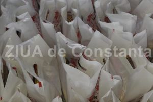 200 de pachete, impartite persoanelor aflate in dificultate: Apel umanitar lansat de Asociatia Suflete deschise“ si Arimex Comexim 2000 SRL