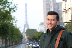 Afla acum ce trebuie să faci pentru a găsi un loc de muncă în Franţa