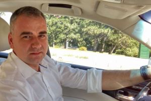 Cinstitul Bodea”: Jonglerii cu maşini şi declaraţii de avere dubioase?