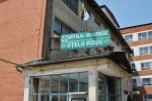 Spitalele mici din Caraş-Severin îşi permit şi acordarea de tichete de vacanţă. Spitalele mari îşi numără datoriile