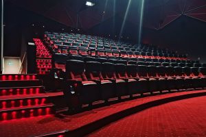Angajări la Cineplexx Satu Mare. Se caută oameni cool şi cu simţul umorului