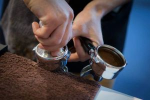 Anunţ de angajare! Cafenea din Botoşani caută barista