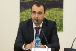 Prima sesiune de audiente cu cetatenii, in teritoriu, a prefectului de Maramures va fi in Sighetu Marmatiei. Afla aici, cum te poti inscrie
