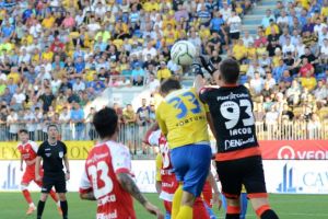 Liga a 2-a, de sâmbătă pînă marţi!