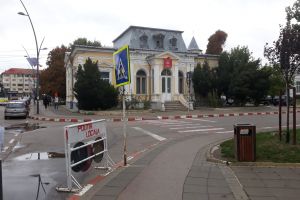 Primarul Flutur îşi cere scuze faţă de blocajele create în zona centrală a Botoşaniului de Dăncilă