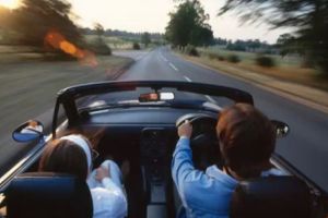 Interdicţia de a conduce în cazul cercetării pentru o infracţiune rutieră