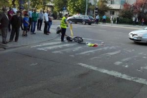 Minoră accidentată uşor de un autoturism, la Gheorgheni, pe o trecere pentru pietoni