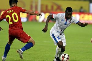 Ongenda nu mai vrea la FC Botoşani: Vreau să plec pentru că simt că e timpul să merg mai sus