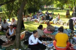 La Curtea de Argeş, A NĂSCUT în timpul slujbei de Sf. Maria!