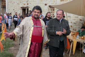 Festivalul Medieval al Sucevei, cel mai mare din ţară, deschis oficial, cu salve de tun