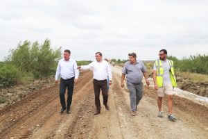 Drumul judeţean din Timiş care ar putea vedea pentru prima dată asfalt în acest an