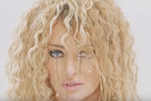 Melodia zilei: Delia - Dragoste cu dinti | Official Video