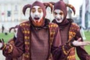 Timişoara, transformată într-o poveste de culori şi lumini. Începe cea de-a cincea ediţie Check Art Festival!