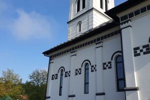 Biserica din Chiraleş, resfinţită de Mitropolitul Andrei şi Mitropolitul Innocentios de Rwanda şi Burundi