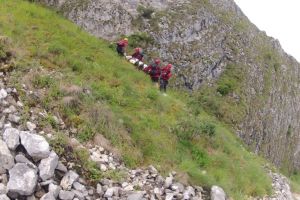 Femeie din Ungaria recuperată de pe munte, în zona Rimetea. Intervenţie a Serviciului Public Judeţean Salvamont Alba