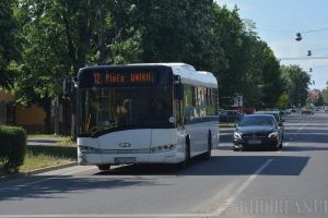Traseele liniilor de autobuz 12 şi 14 vor fi modificate, miercuri, pentru Carnavalul Florilor