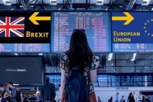 Veste îngrijorătoare pentru românii stabiliţi în Marea Britanie