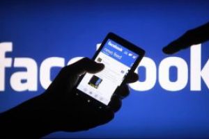 Autoritatile chineze au folosit Twitter si Facebook impotriva manifestantilor din Hong Kong