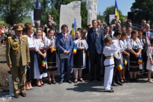 Monument al eroilor, dezvelit în Fânaţe